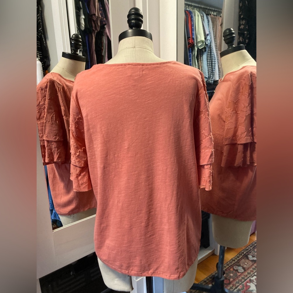 Cupio Coral Lace Angel Sleeve Top, Size Large - Picture 9 of 9